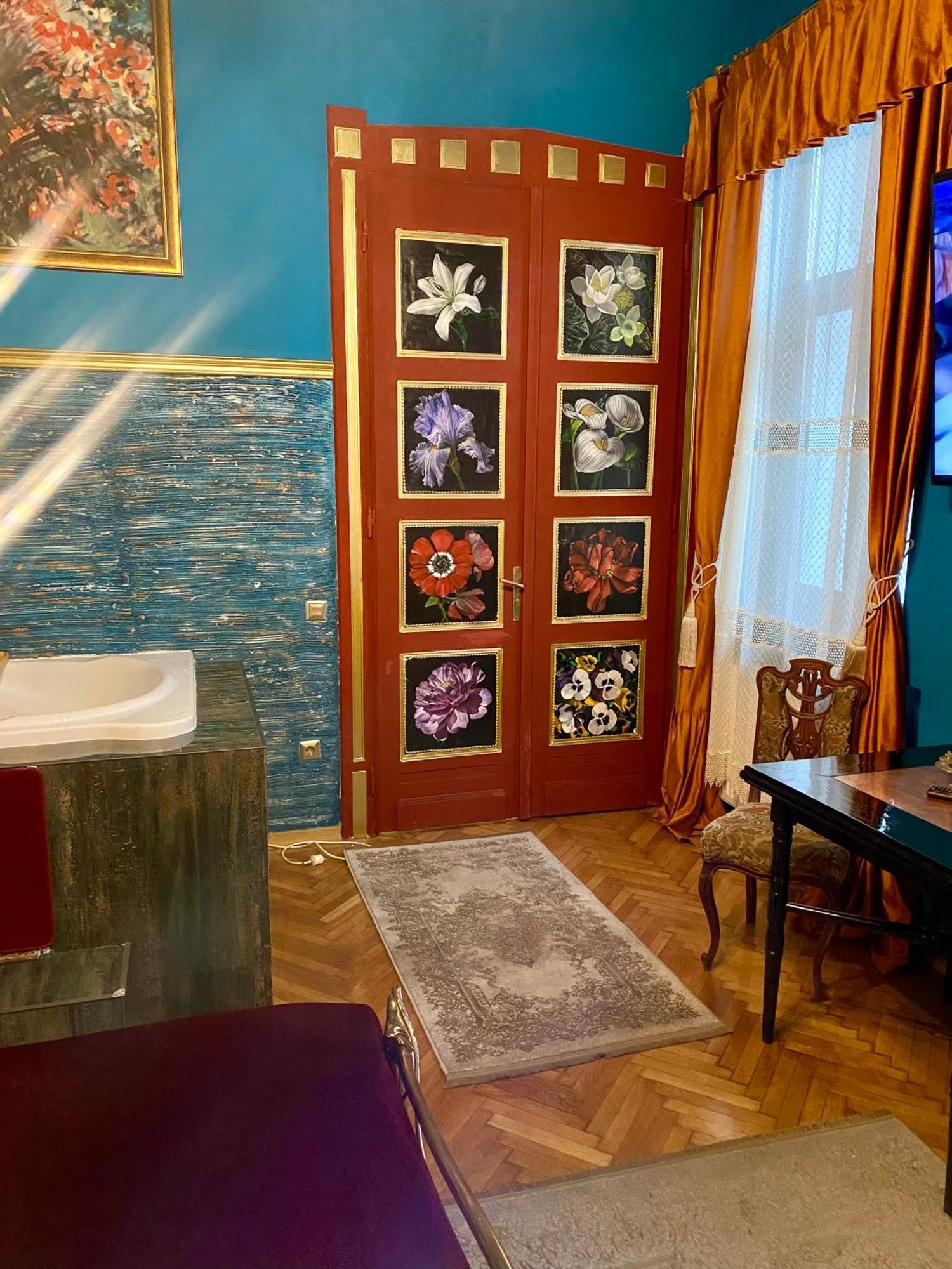 Classic Love Story In Old Cluj I 外观 照片